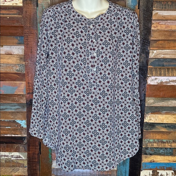 LOFT Tops - LOFT Soft Pullover 3/4 Buttondown Shirt in Graphic Print red, blue, cream